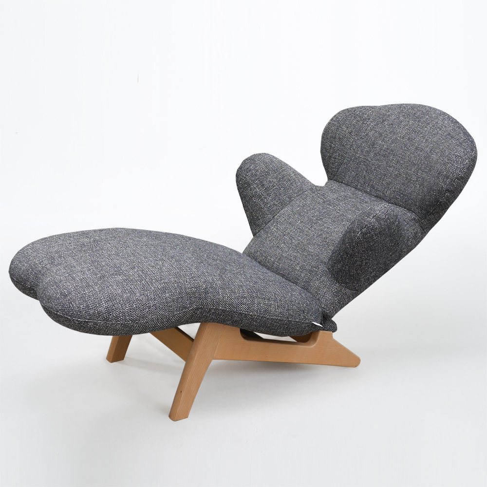 美品◆元展示品◆ハグラウンジチェア　定価¥182600 美品◇元展示品◇ハグラウンジチェア 定価¥182600